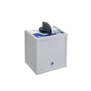 CHAVE  REVERSORA SOB C/MANOPLA TRIFASICA 30A CR-830 25123 CR830KN 