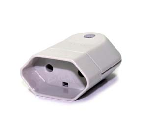 PLUG  FEMEA 2P 10A 250V TERMOPLASTICO CZ 33865 10833 